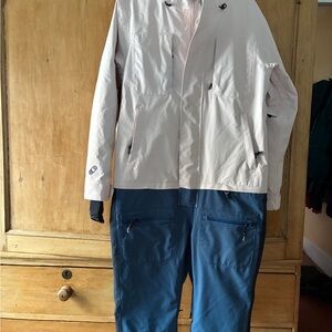 Women’s Airblaster Insulated Freedom Ski Snowboard Suit Size Medium